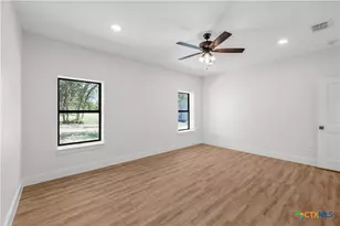 37 Chaparral Rd, Victoria, TX 77905 - Photo 17