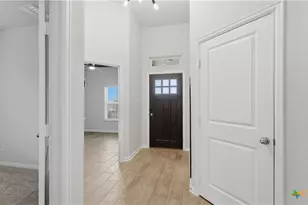 6324 Black Butte, Schertz, TX 78108 - Photo 3
