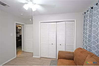 321 High Low Drive, New Braunfels, TX 78132 - Photo 15