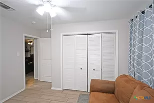 321 High Low Dr, New Braunfels, TX 78132 - Photo 15