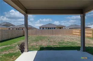 1120 Eagle Xing, Seguin, TX 78155 - Photo 23