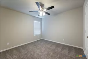 1120 Eagle Xing, Seguin, TX 78155 - Photo 21