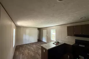 307 Quail Run St, Canyon Lake, TX 78133 - Photo 5