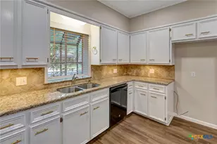 107 Tournament Dr, Victoria, TX 77904 - Photo 25