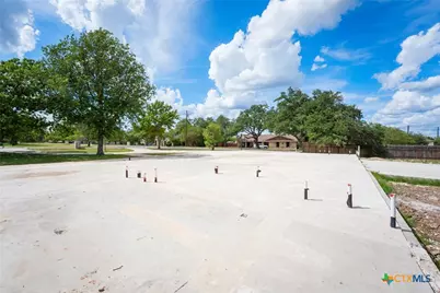 102 Pecan Dr., Mountain City, TX 78610 - Photo 13