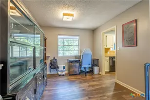 1504 W 6th St, McGregor, TX 76657 - Photo 21