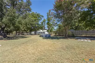 1504 W 6th St, McGregor, TX 76657 - Photo 43