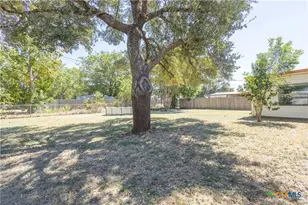 1504 W 6th St, McGregor, TX 76657 - Photo 39