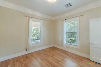 738 N Wall Street, Belton, TX 76513 - Photo 13