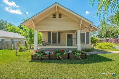 738 N Wall Street, Belton, TX 76513 - Photo 1
