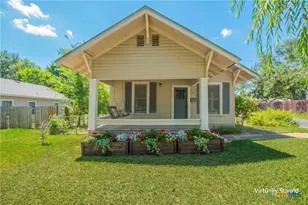 738 N Wall St, Belton, TX 76513 - Photo 1