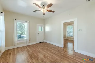 738 N Wall Street, Belton, TX 76513 - Photo 5