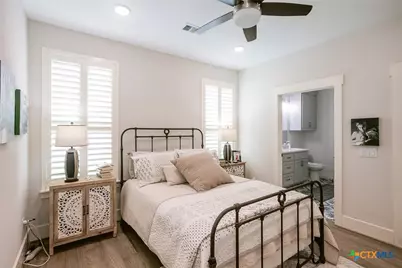 406 W Crestwood Drive #B, Victoria, TX 77901 - Photo 19
