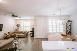406 W Crestwood Dr, Victoria, TX 77901 - Photo 9