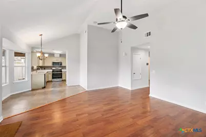214 Crystal Knoll Boulevard, Georgetown, TX 78626 - Photo 5