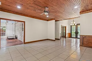 108 Amulet Dr, New Braunfels, TX 78132 - Photo 5