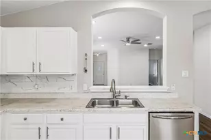 505 Washington Square Dr, Leander, TX 78641 - Photo 9