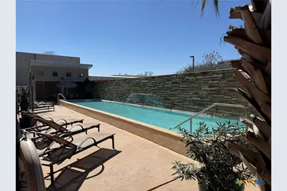 1401 S Flores Street #305, San Antonio, TX 78204 - Photo 7