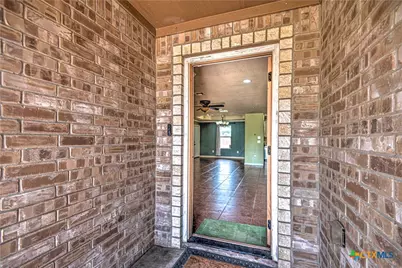 4428 Sherwood Drive, Belton, TX 76513 - Photo 5