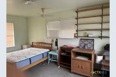 1102 Fm 443, Yoakum, TX 77995 - Photo 11