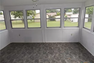 1309 Azalea Ln, New Braunfels, TX 78130 - Photo 11
