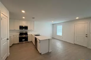 205 Trinity River Holw, San Marcos, TX 78666 - Photo 5