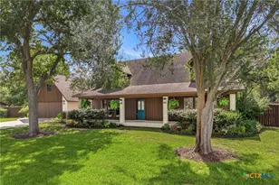 221 Montwood, Seguin, TX 78155 - Photo 35