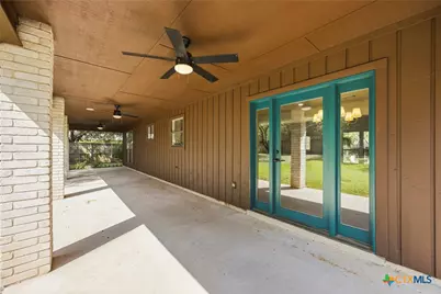 221 Montwood, Seguin, TX 78155 - Photo 39