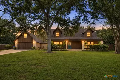 221 Montwood, Seguin, TX 78155 - Photo 1