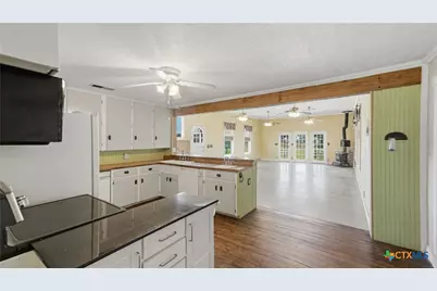 4821 Fm 467, Seguin, TX 78155 - Photo 11