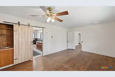 4821 Fm 467, Seguin, TX 78155 - Photo 15
