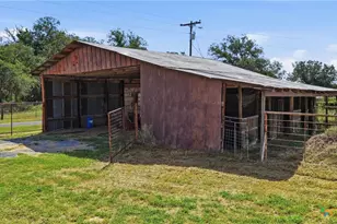 4821 FM467, Seguin, TX 78155 - Photo 35