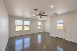 3809 American Elm Dr, Killeen, TX 76542 - Photo 9