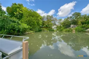 331 River Bend Dr, New Braunfels, TX 78130 - Photo 5