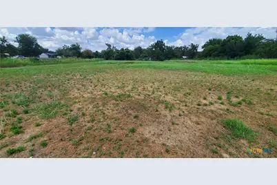 806 & 810 W 7th Street, Cameron, TX 76520 - Photo 3