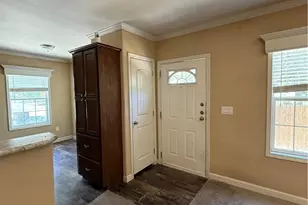 320 Mill St, San Marcos, TX 78666 - Photo 13