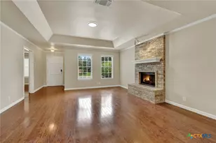 961 Woodrow Cir, New Braunfels, TX 78130 - Photo 3