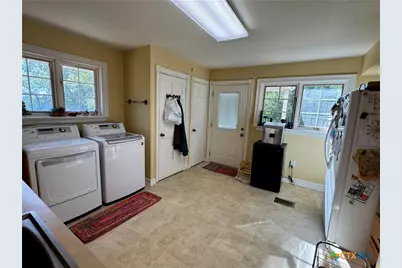 2718 County Road 208, Lampasas, TX 76550 - Photo 31