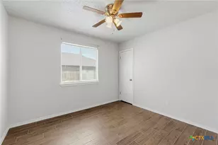 1910 Michele Dr, Killeen, TX 76542 - Photo 17