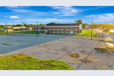 1804 N Laurent Street, Victoria, TX 77901 - Photo 13