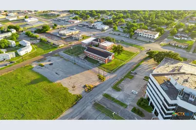 1804 N Laurent Street, Victoria, TX 77901 - Photo 21
