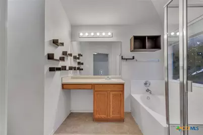 627 Scheel, Kyle, TX 78640 - Photo 17