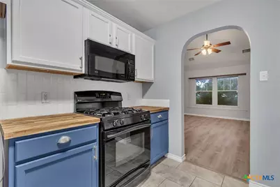 627 Scheel, Kyle, TX 78640 - Photo 7