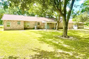 1840 Loop 522, Ganado, TX 77962 - Photo 41