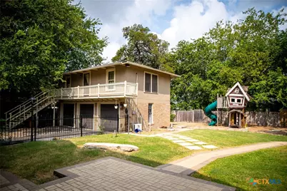 390 S Guenther Avenue, New Braunfels, TX 78130 - Photo 29