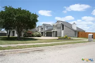202 Teakwood Dr, Victoria, TX 77901 - Photo 1