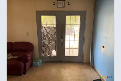 602 W Dallas Avenue, Seadrift, TX 77983 - Photo 3