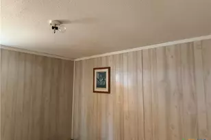 602 W Dallas Ave, Seadrift, TX 77983 - Photo 7