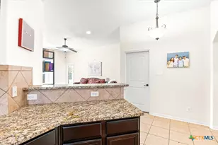330 Callalily, New Braunfels, TX 78132 - Photo 7