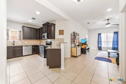 330 Callalily, New Braunfels, TX 78132 - Photo 7